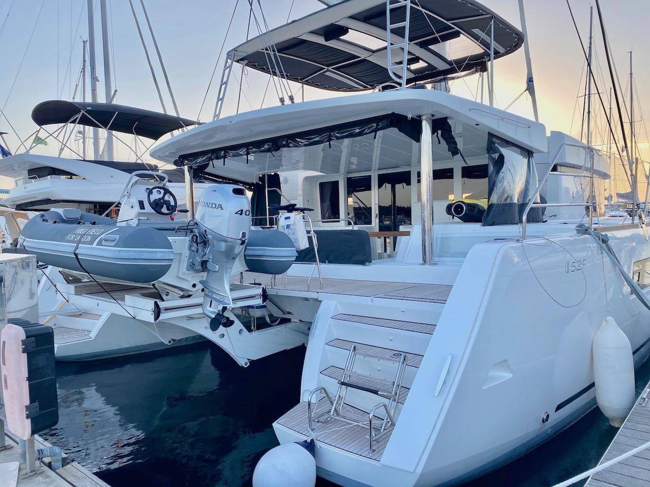Lagoon 52 Fly - 4