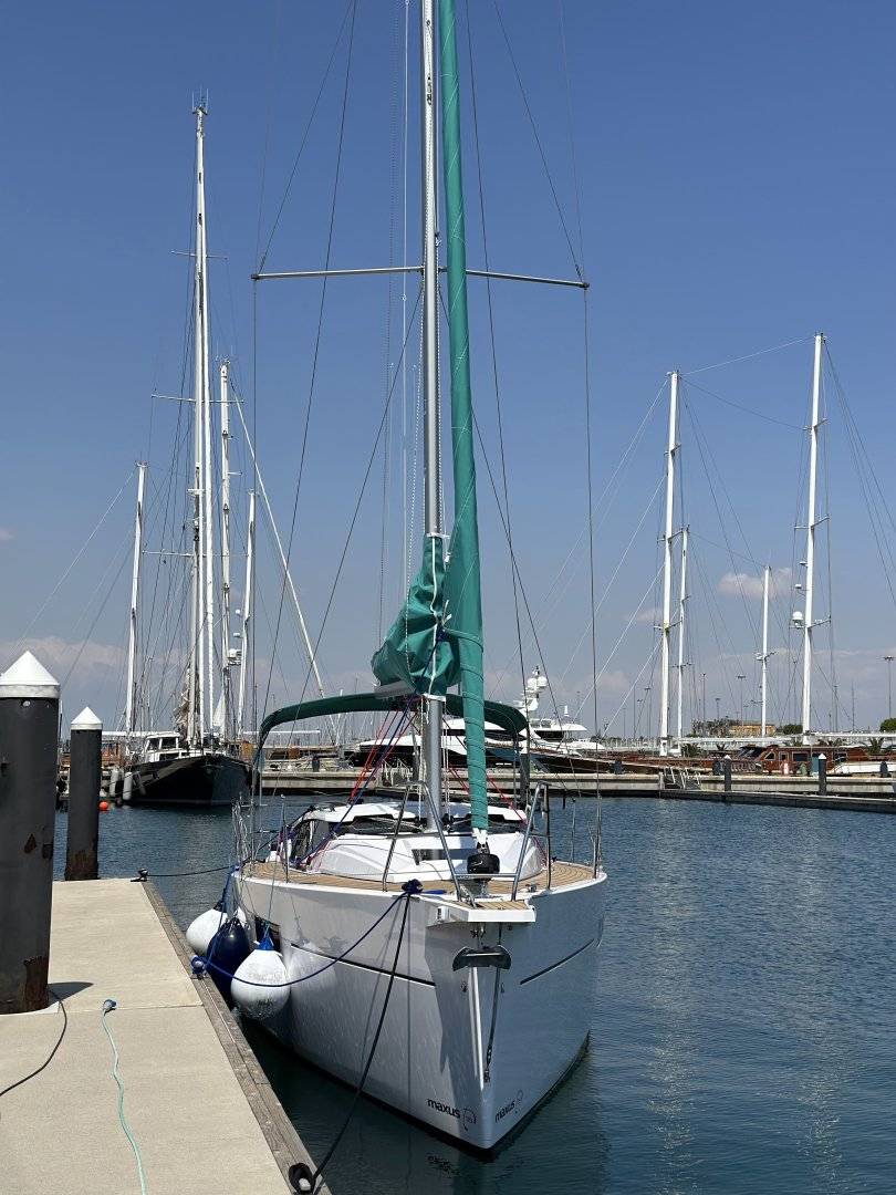 Maxus 35