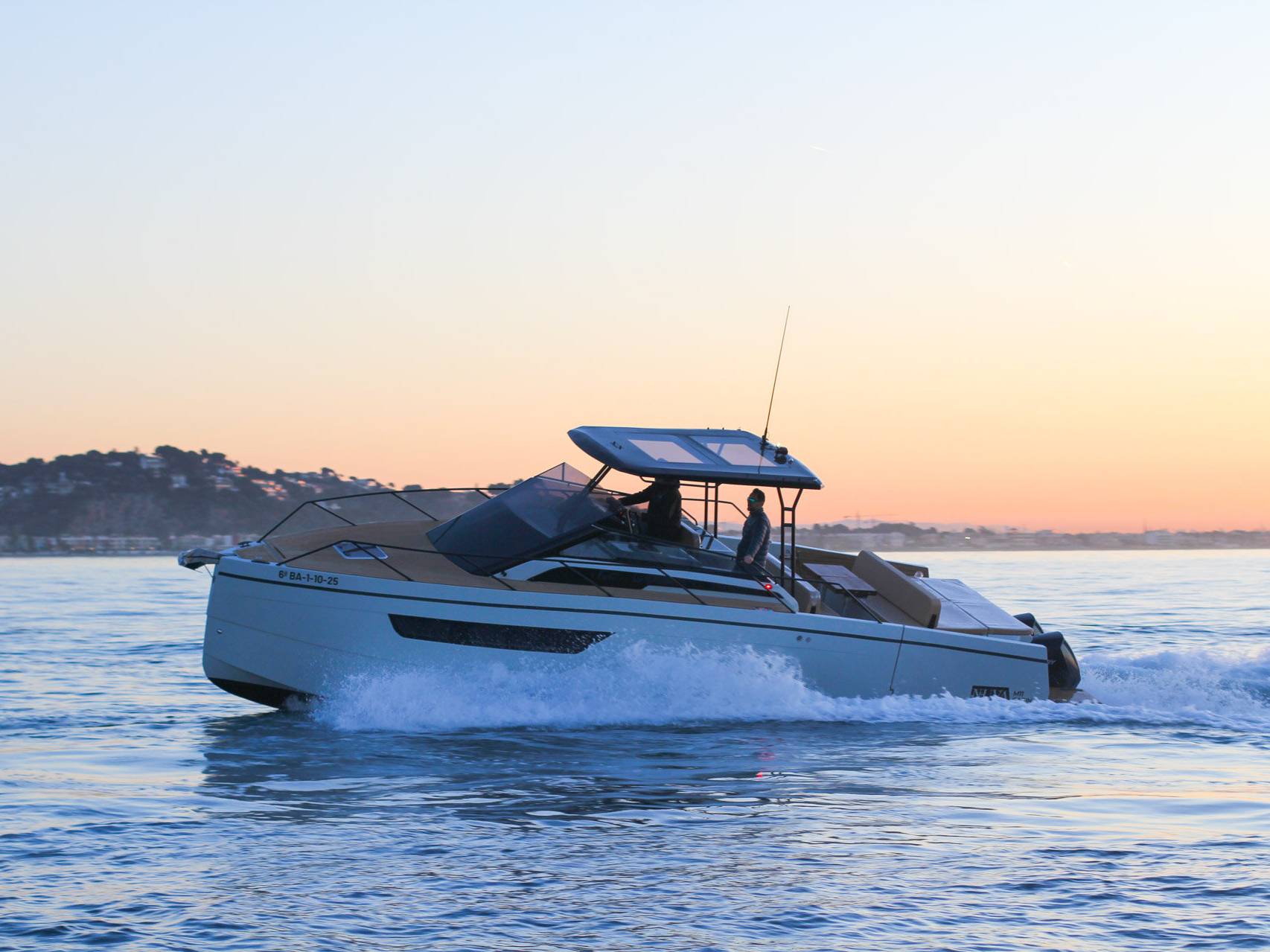 Nuva M11 Open