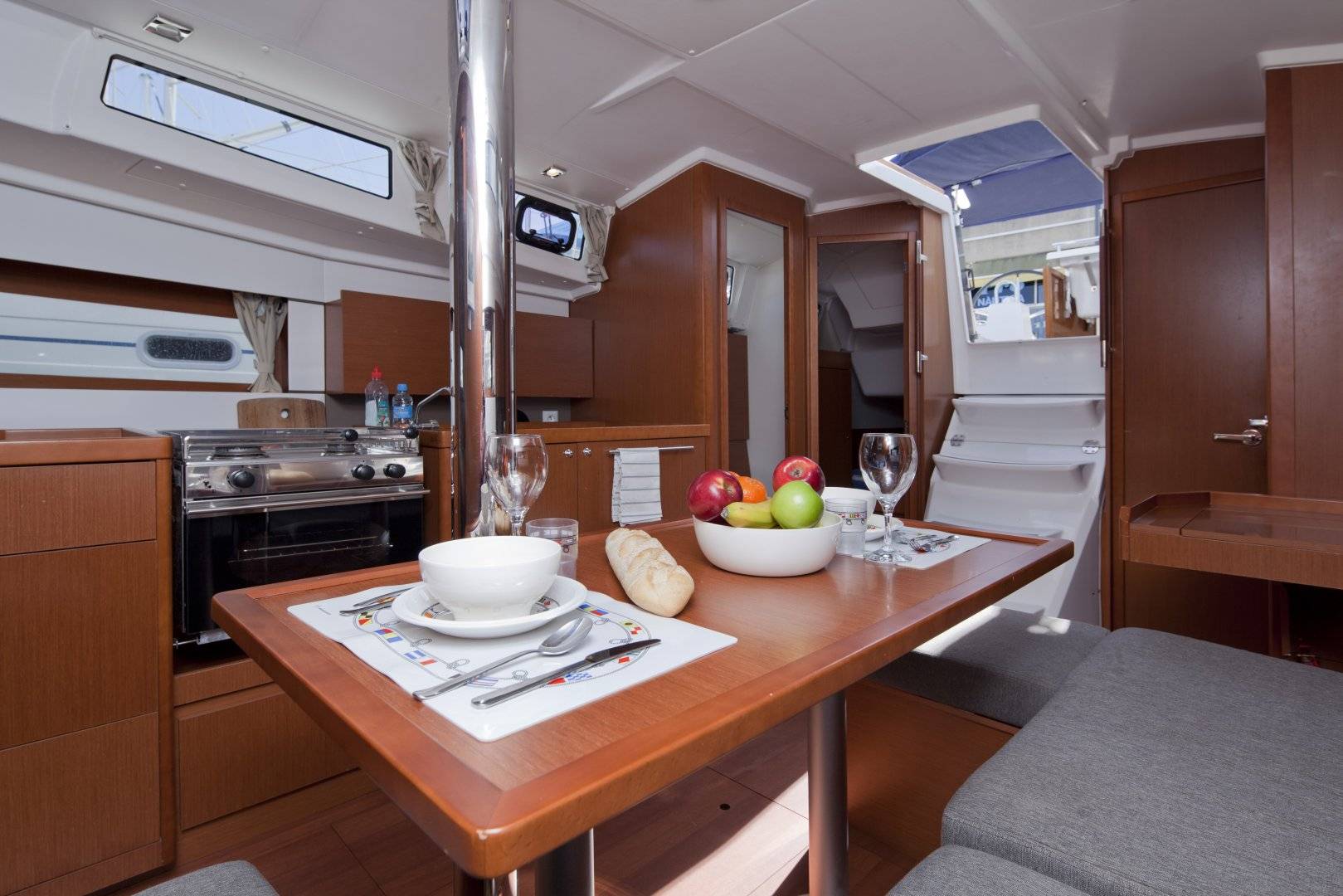Oceanis 38 - 4