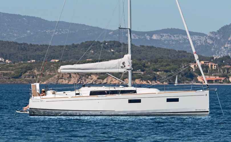 Oceanis 38.1 - 4