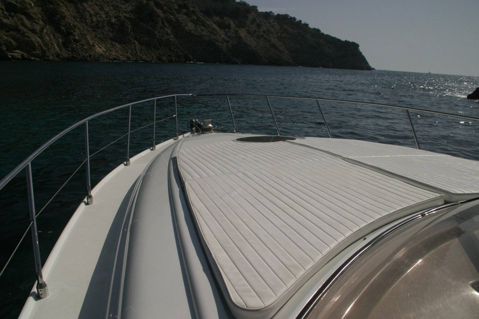 Pershing 37 - 5