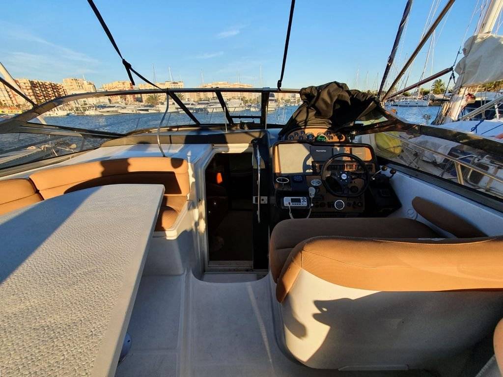 Regal 4260 Commodore - 5