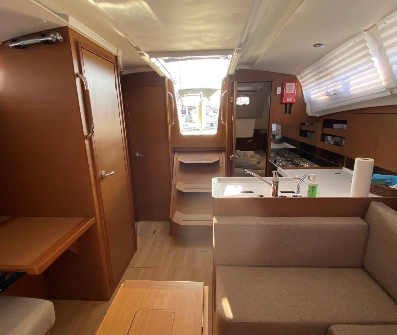 Sun Odyssey 380 - 3