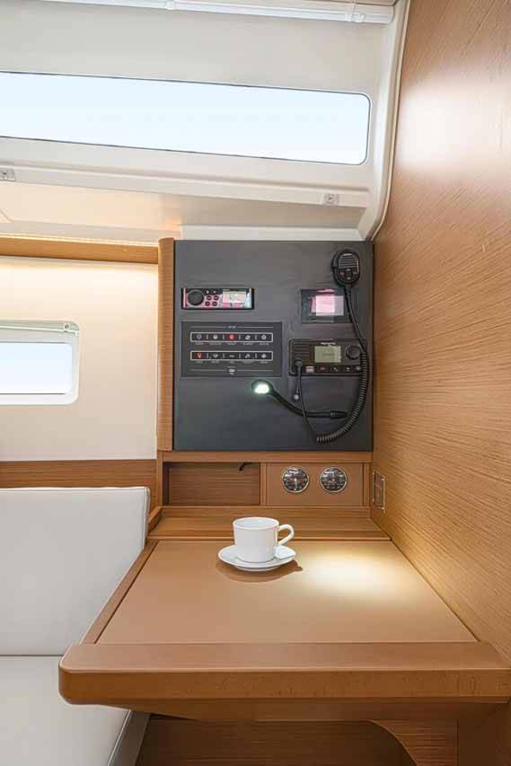 Sun Odyssey 380 - 5