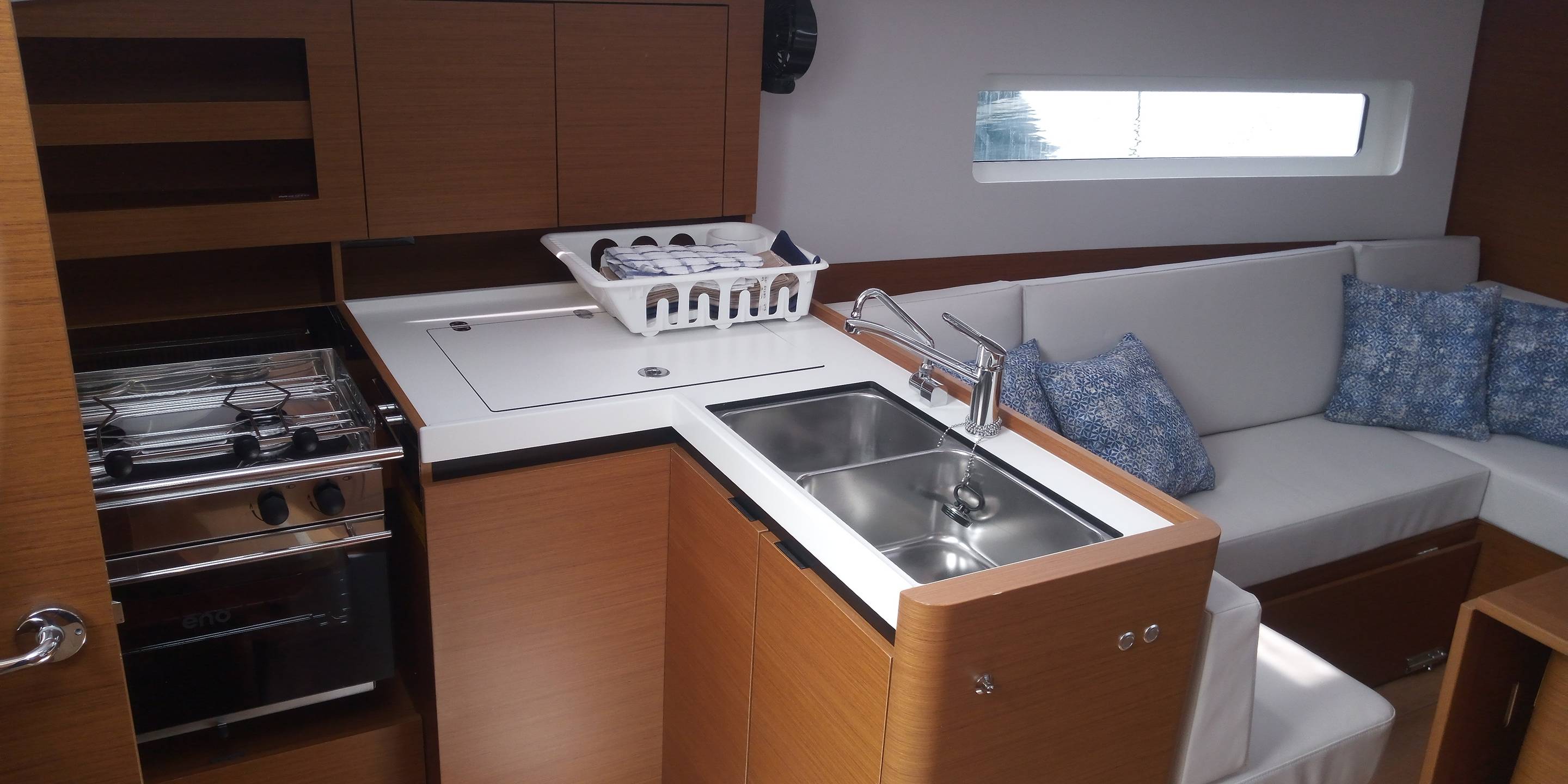 Sun Odyssey 380 - 4