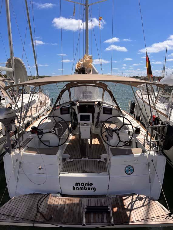 Sun Odyssey 389 - 2