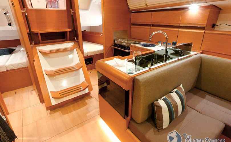Sun Odyssey 439 - 4