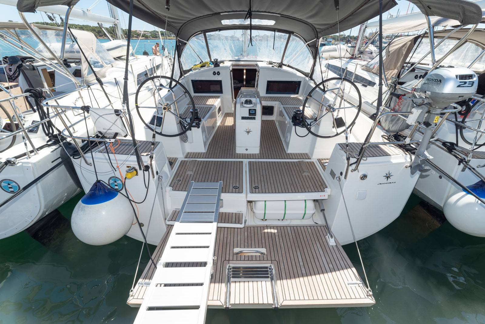 Sun Odyssey 440