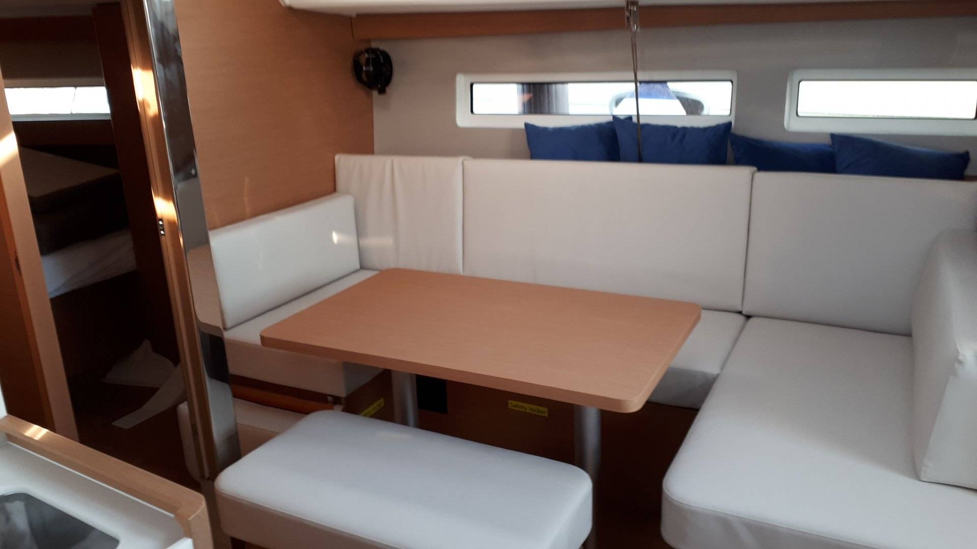 Sun Odyssey 440 - 3