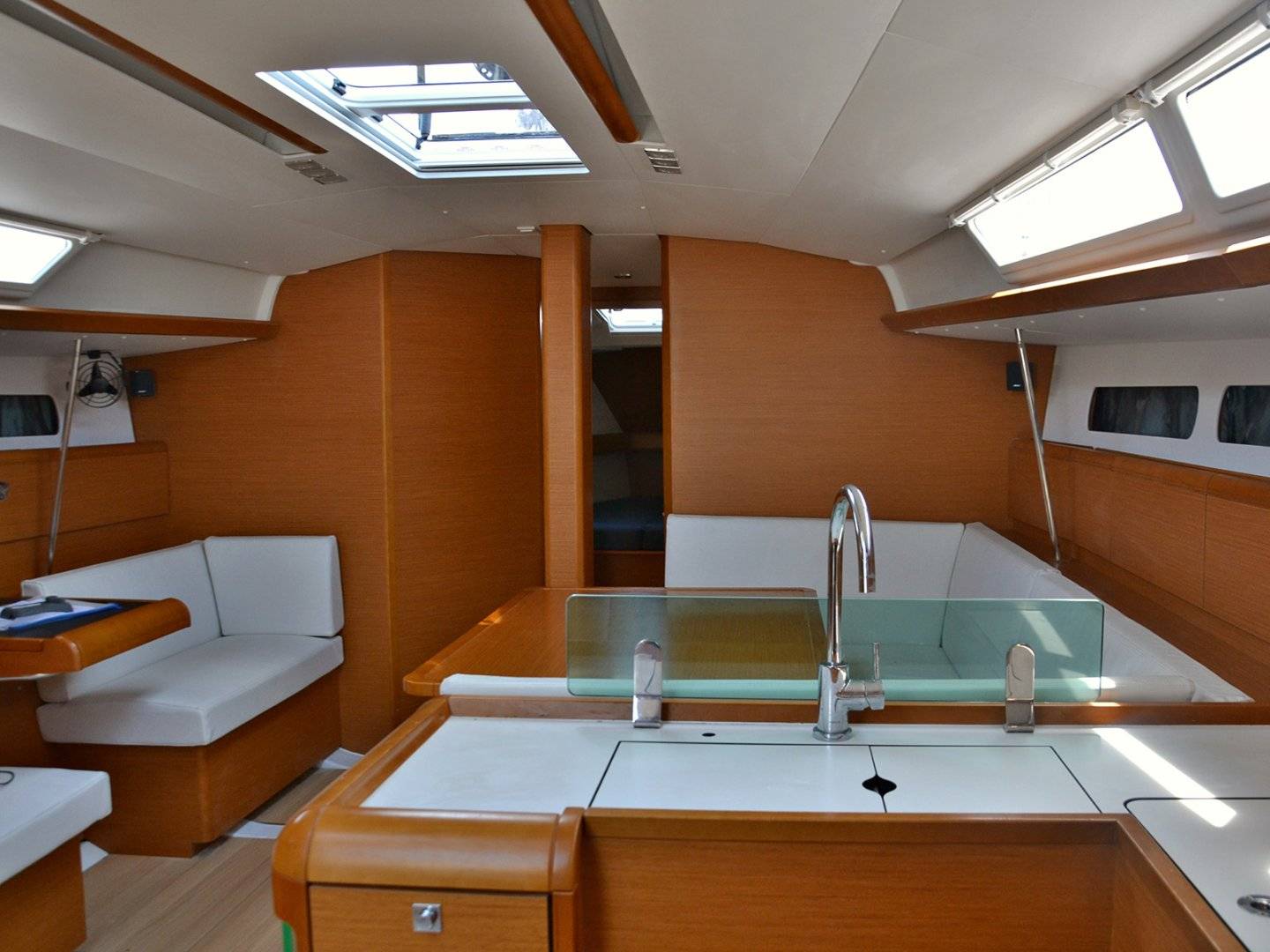 Sun Odyssey 449 - 3