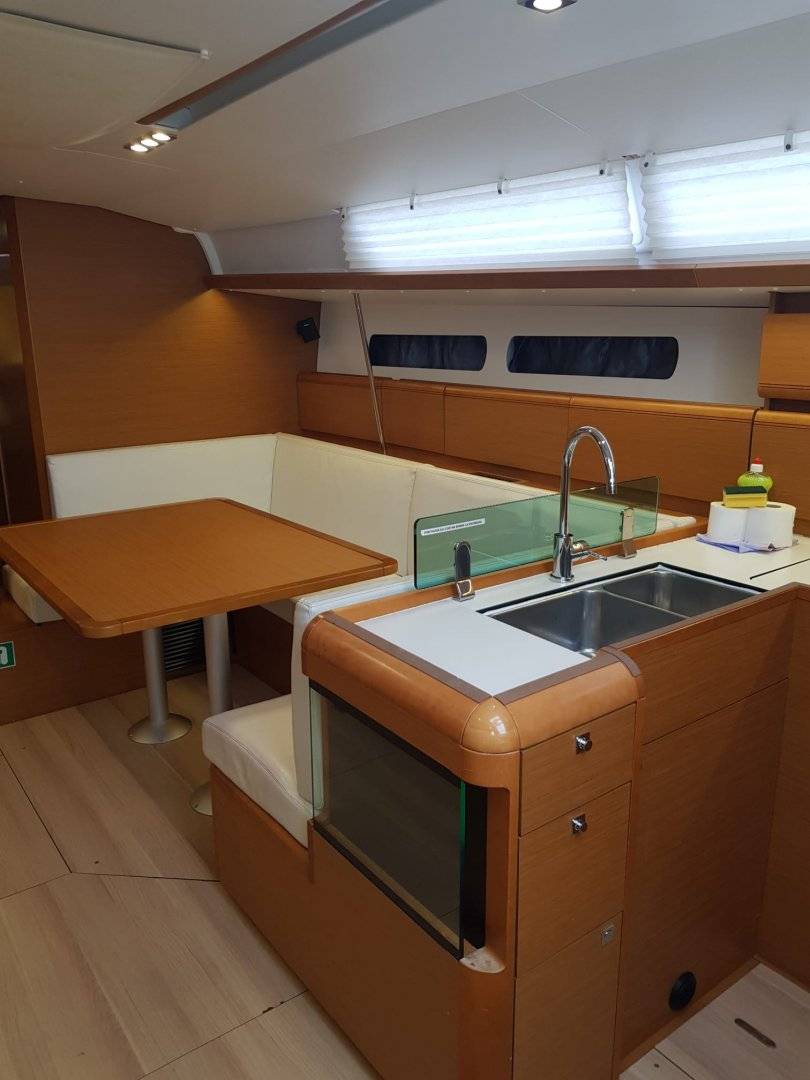 Sun Odyssey 449 - 5