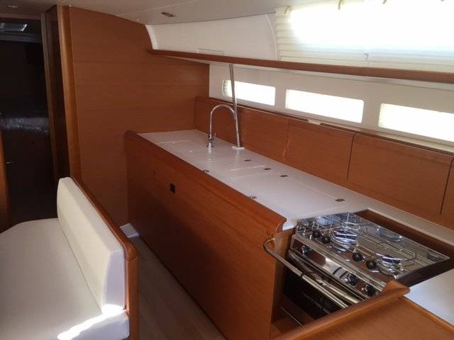Sun Odyssey 519 - 5