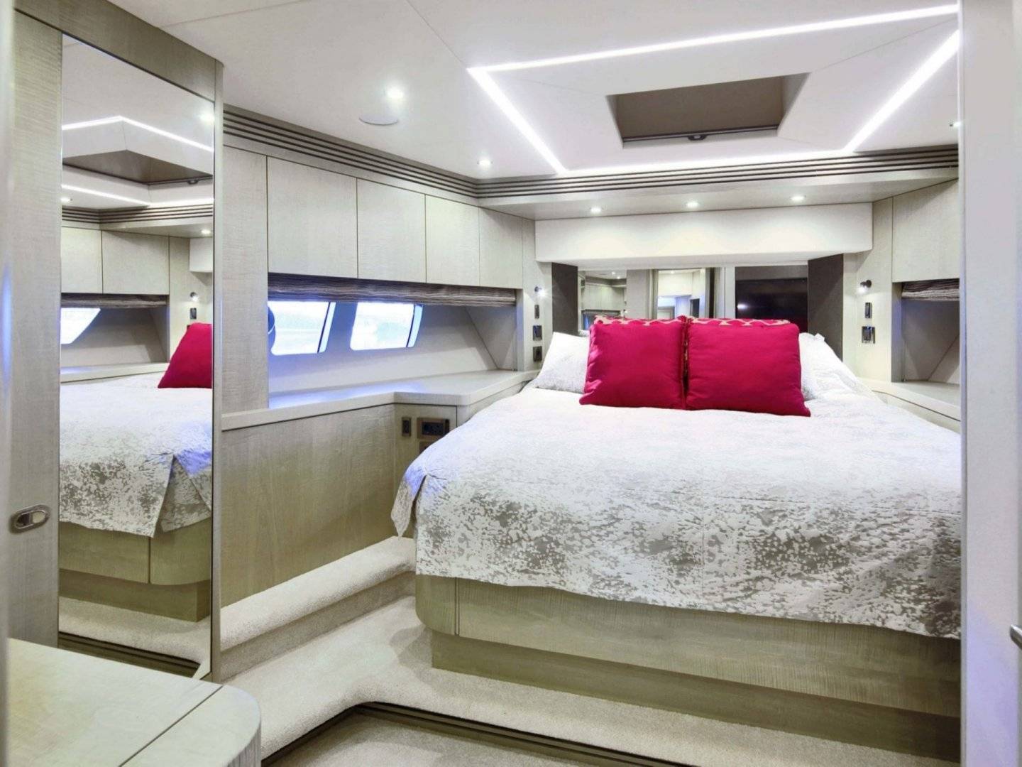 Sunseeker 75 - 3