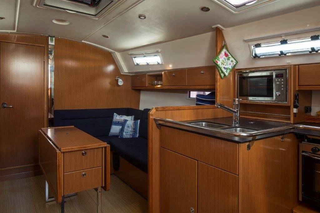 Bavaria 36 Cruiser - 2