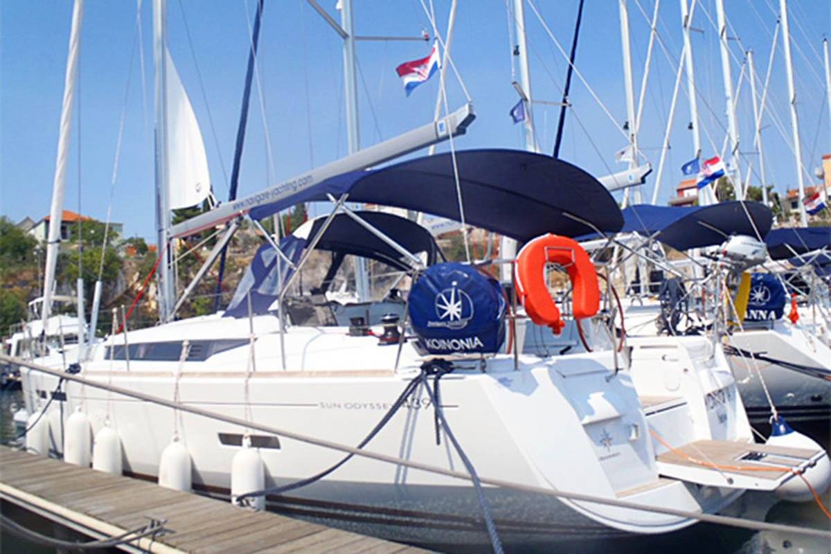 Sun Odyssey 439