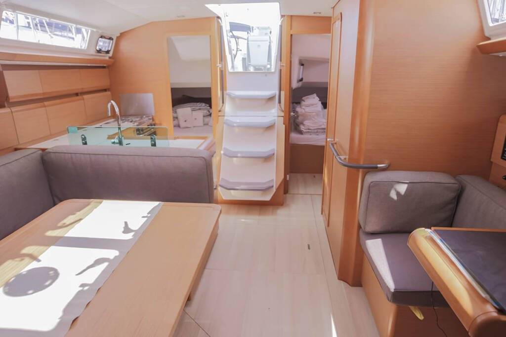 Sun Odyssey 449 - 5