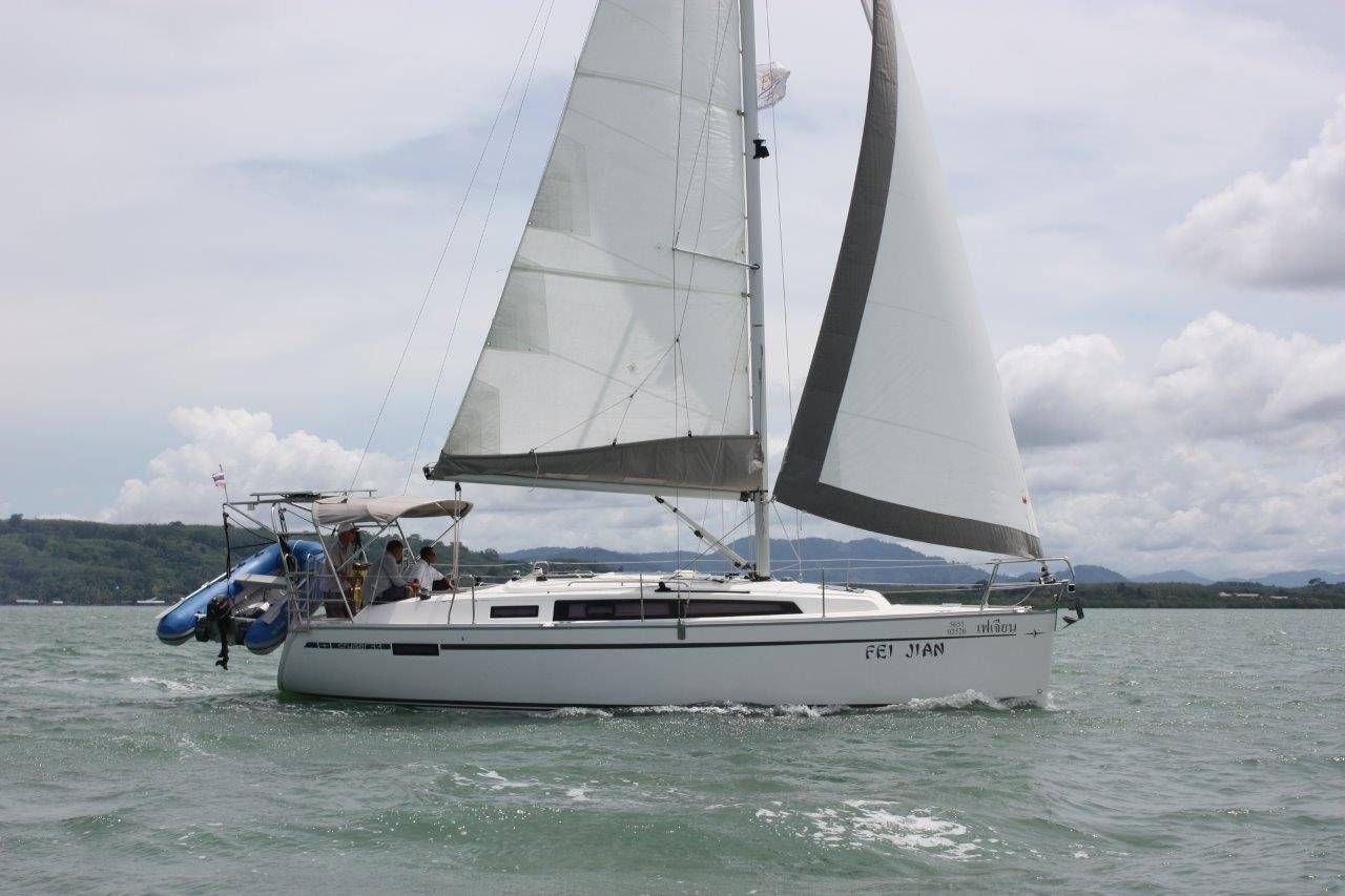 Bavaria 33 Cruiser - 2