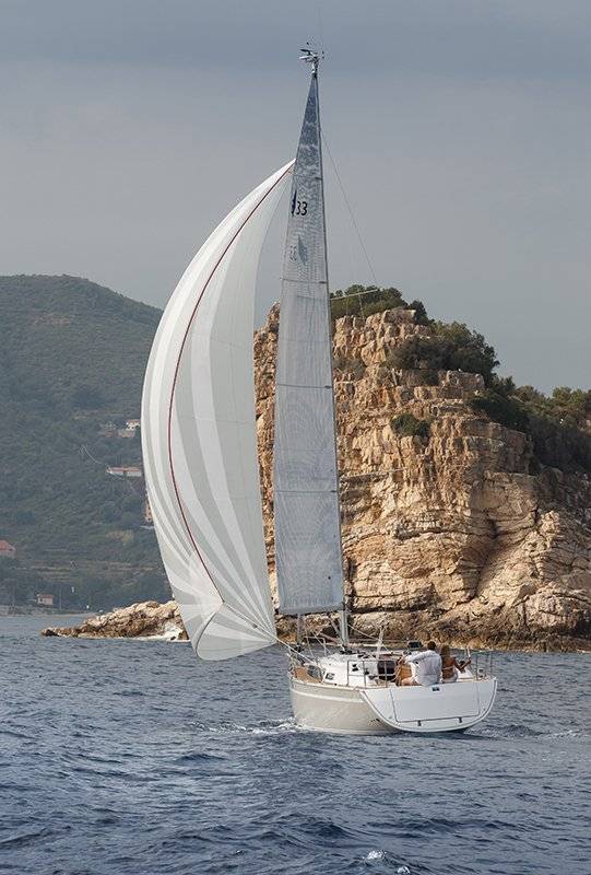 Bavaria 33 Cruiser