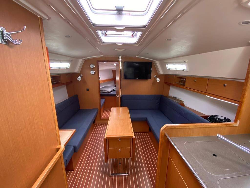 Bavaria 36 Cruiser - 3