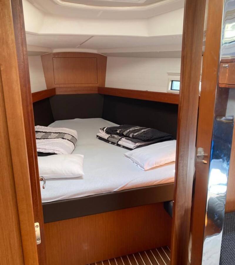 Bavaria 37 Cruiser - 5