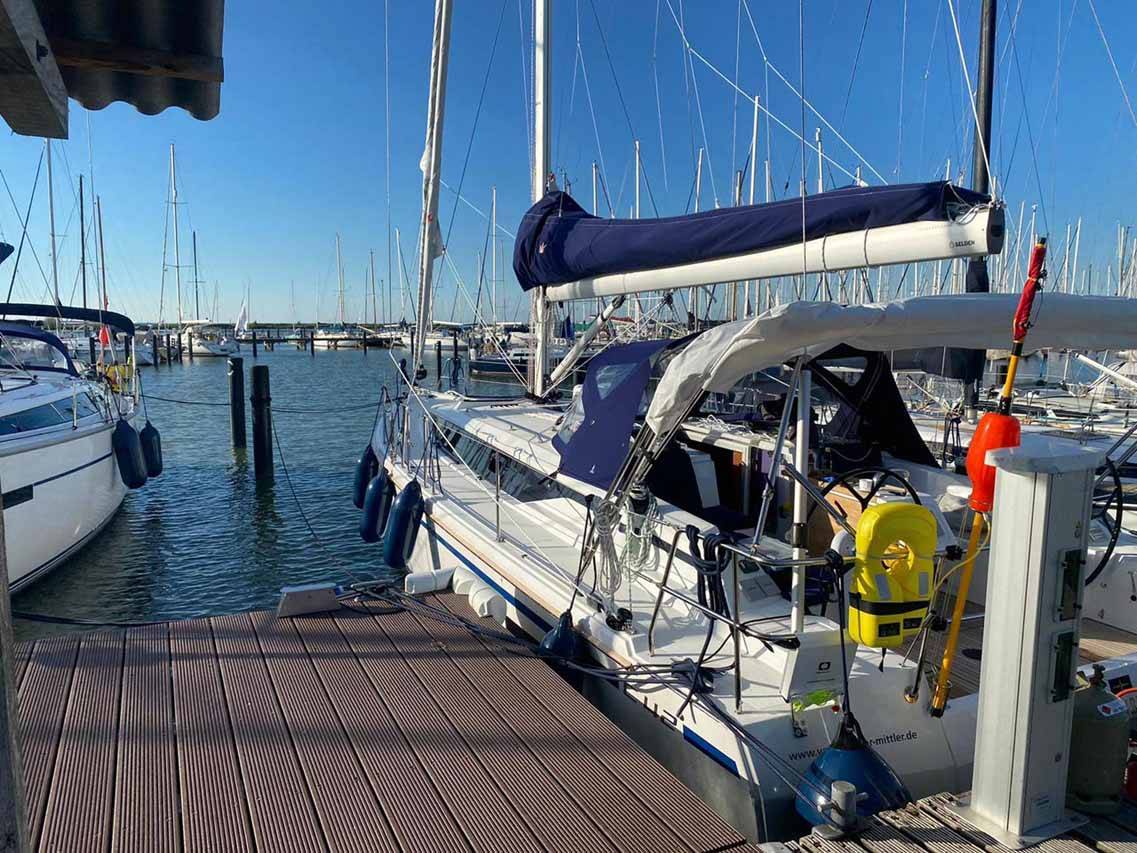 Bavaria C42 - 2