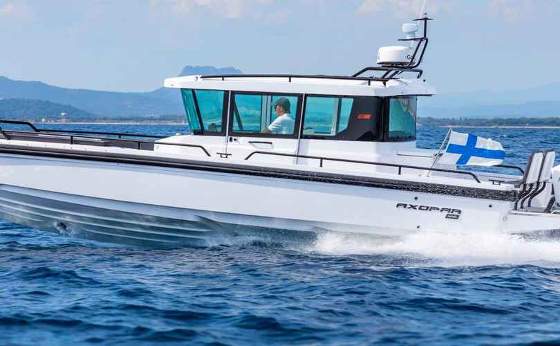Axopar 28 Cabin - 2