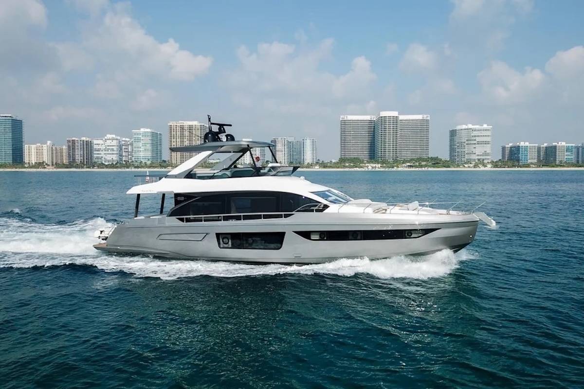 Azimut 68 Fly - 2