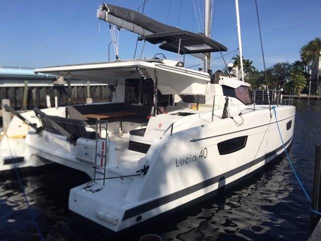 Lucia 40